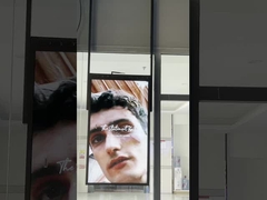 Çift taraflı LCD 2000nits Dijital Pencere İşareti 50 inç Duvar Asma